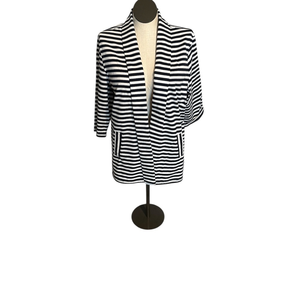 Christopher & Banks woman’s outer wear Black and White Open Front Blazer Size 1X